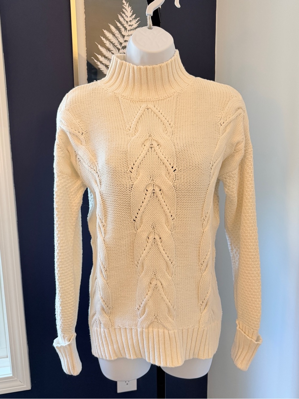 Rachel Ashwell cotton cable ivory mock neck sweater. Size Small